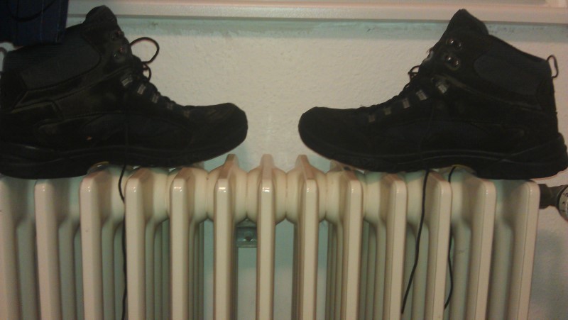 ... mussten erstmal die Wanderschuhe trocknen
