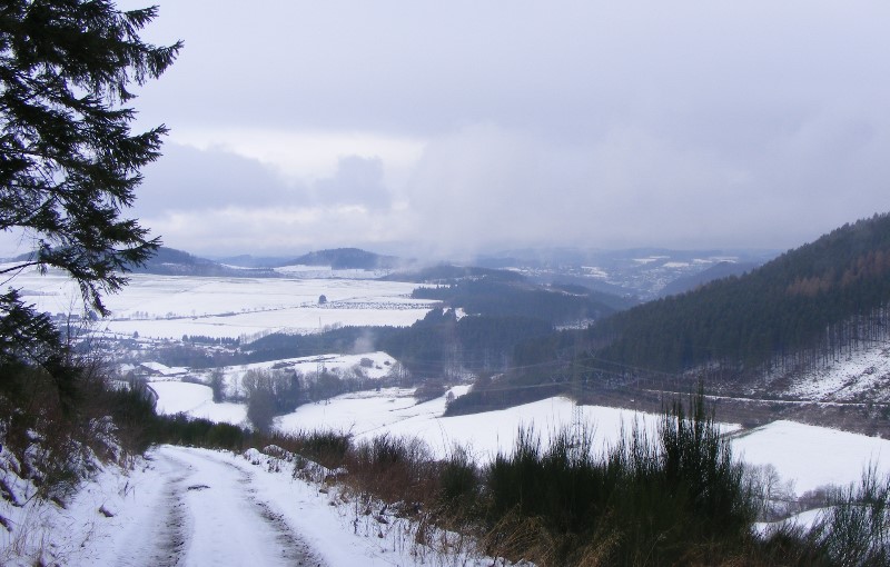 Die Wolken hängen tief